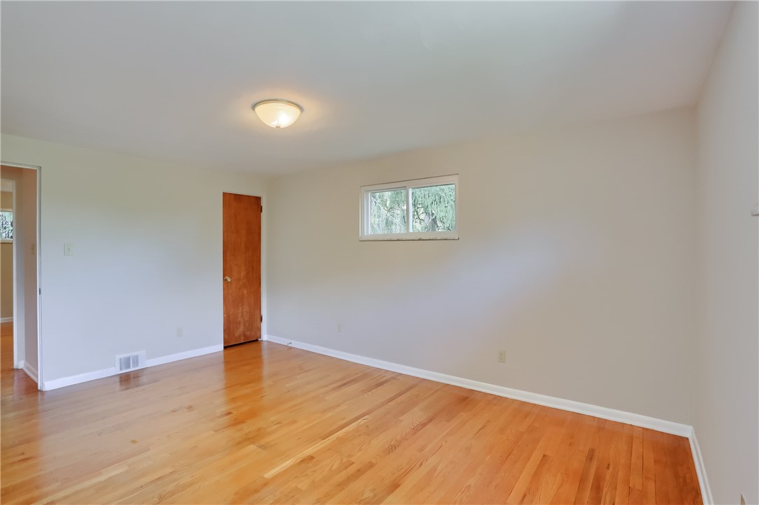 120 Pleasantview Dr