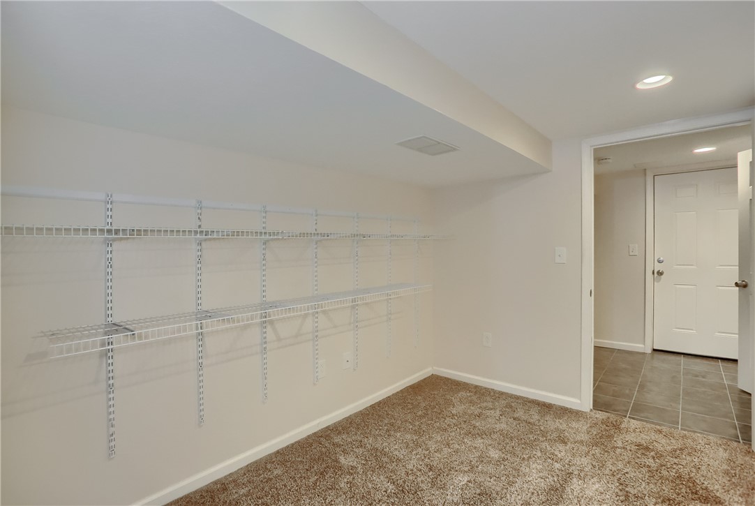 120 Pleasantview Dr