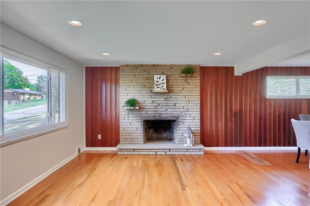120 Pleasantview Dr
