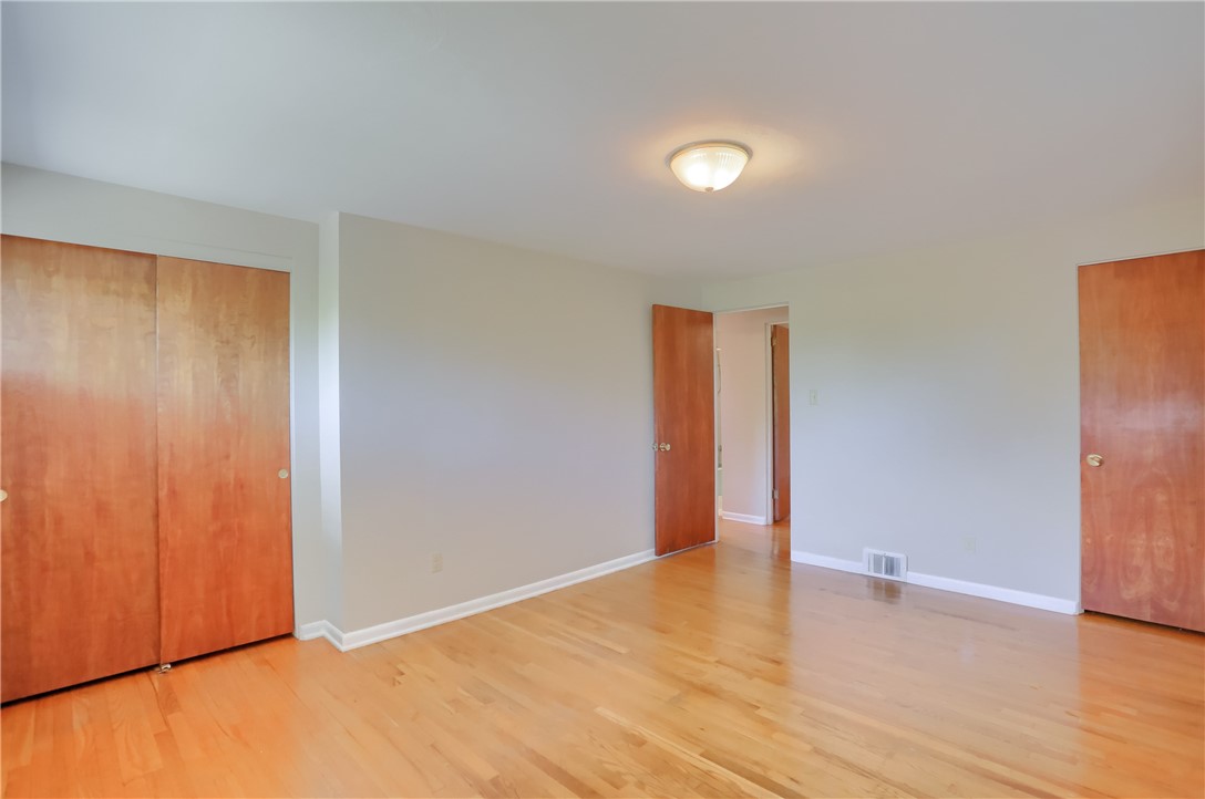 120 Pleasantview Dr
