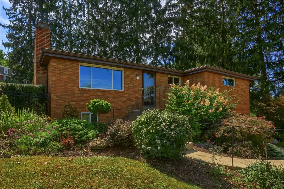 120 Pleasantview Dr