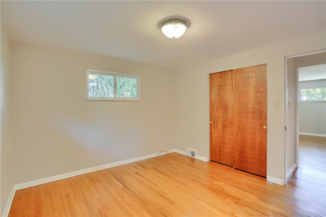 120 Pleasantview Dr