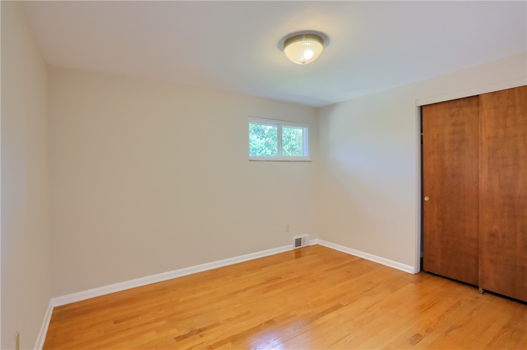 120 Pleasantview Dr