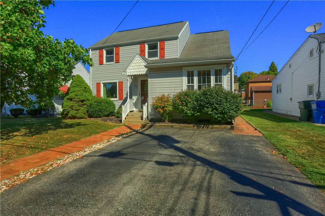 820 Plymouth Ln