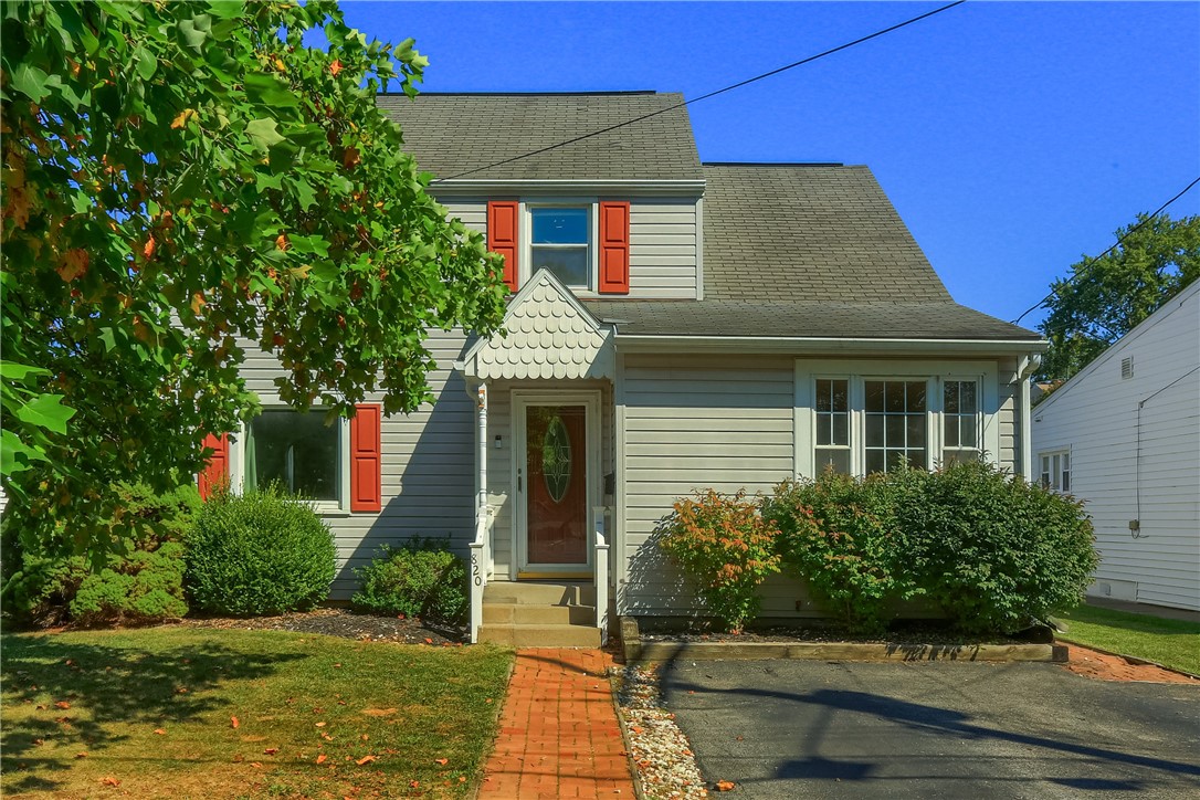 820 Plymouth Ln