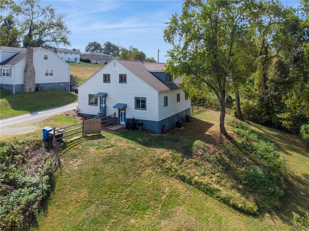 90 Shraders Ln