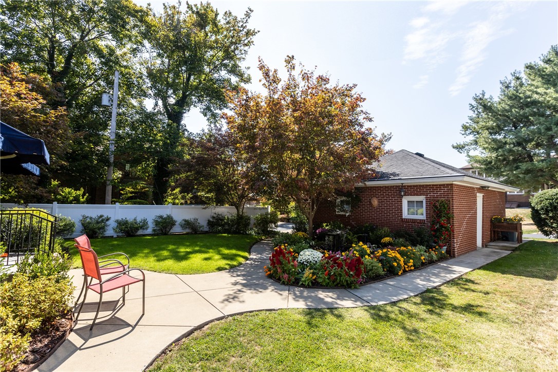 123 Wilson Ave