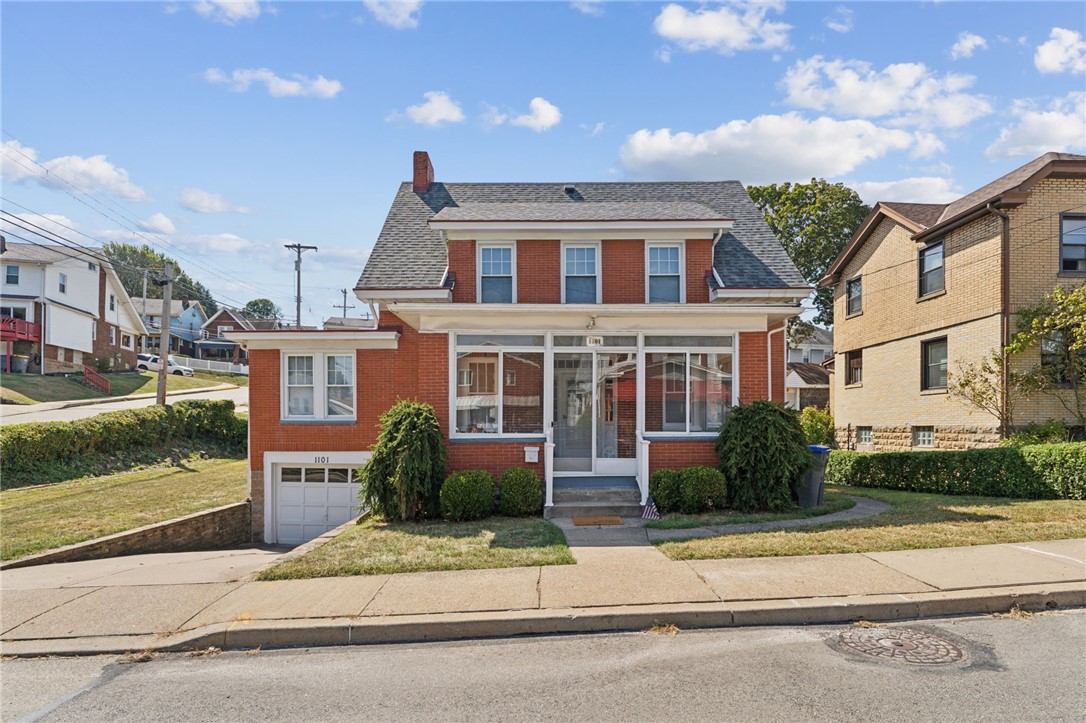 1101 Dormont Ave