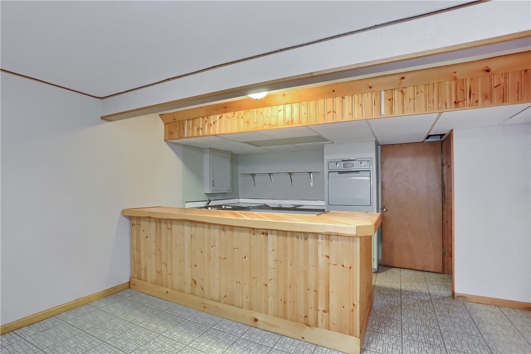 436 Blackhawk Rd