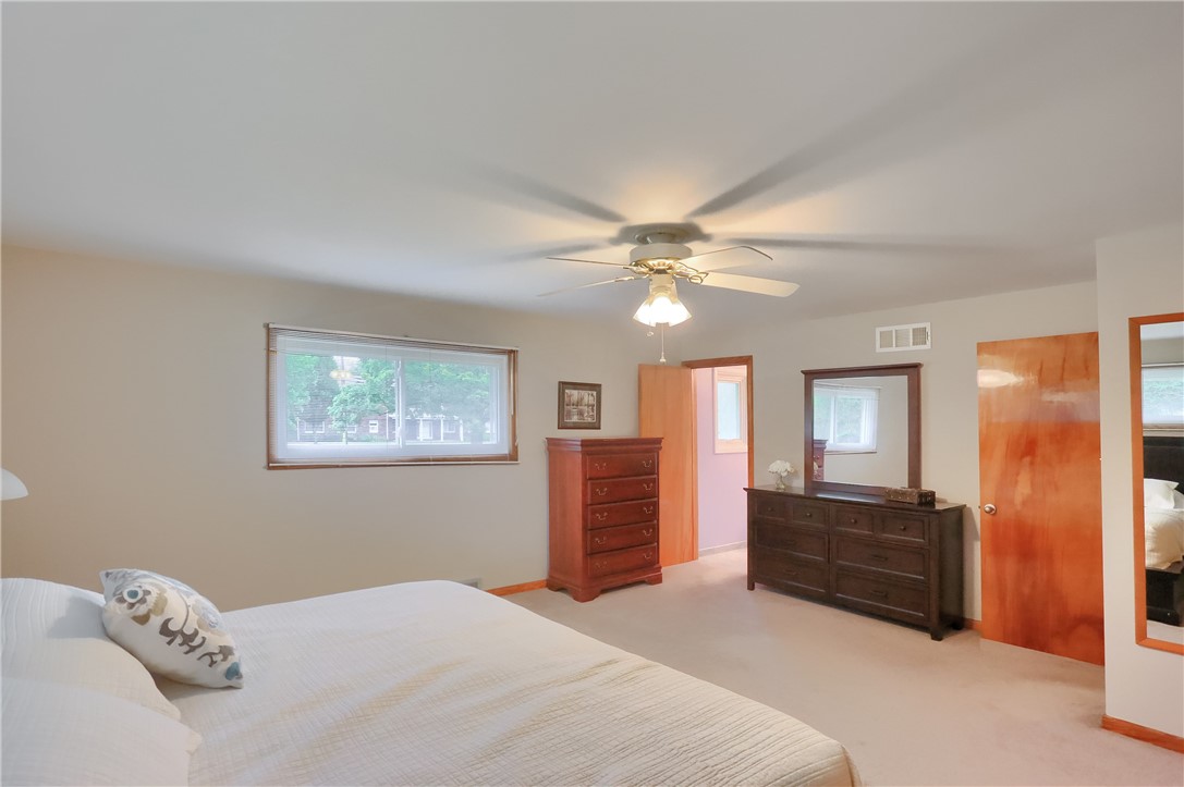 436 Blackhawk Rd