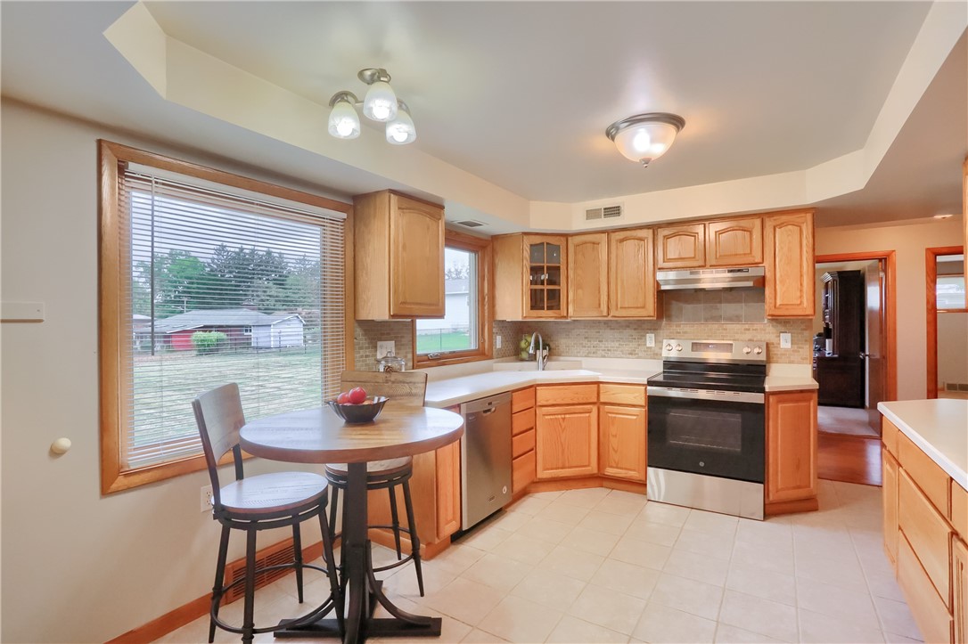 436 Blackhawk Rd
