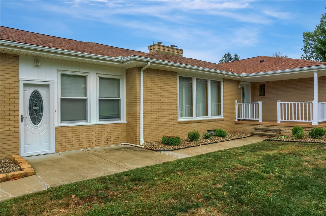 436 Blackhawk Rd