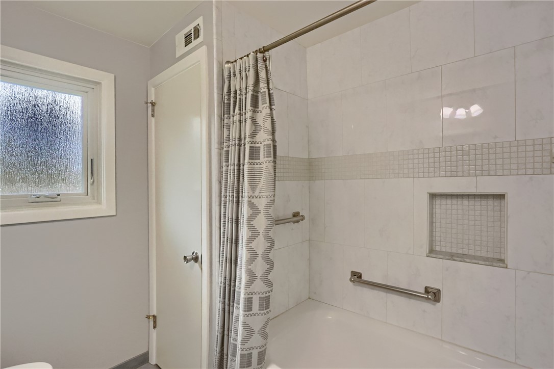 436 Blackhawk Rd