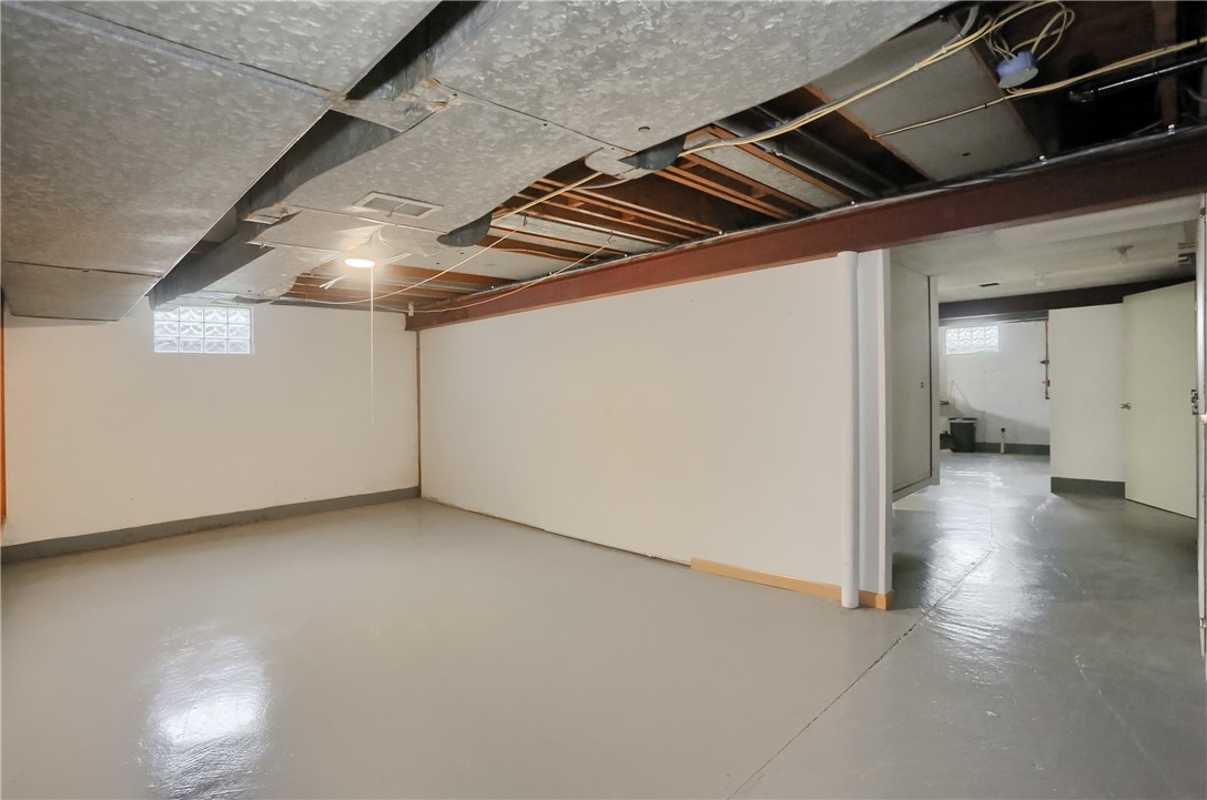 436 Blackhawk Rd