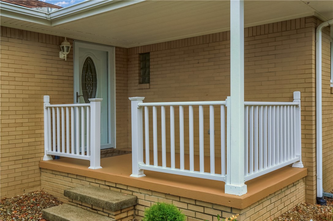 436 Blackhawk Rd