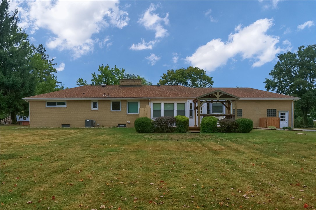 436 Blackhawk Rd