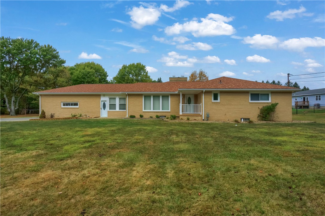 436 Blackhawk Rd