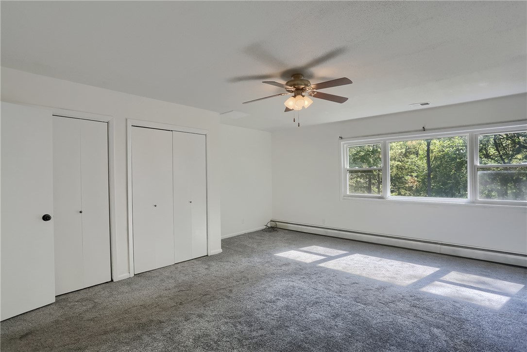 212 Ridgeway Dr