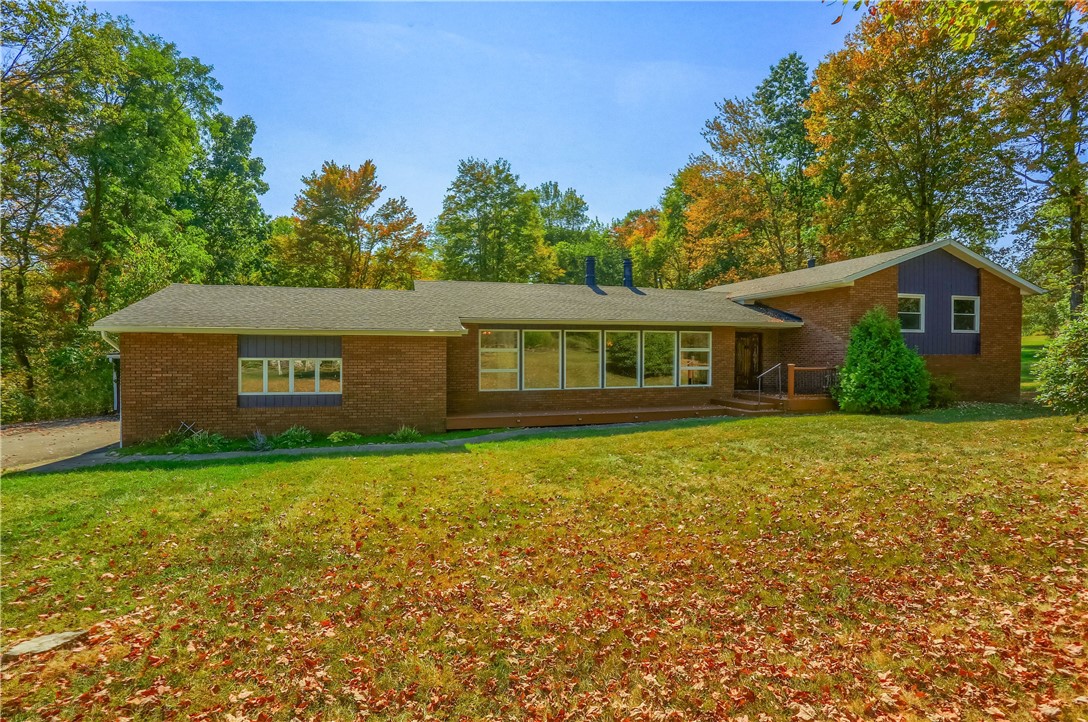 212 Ridgeway Dr