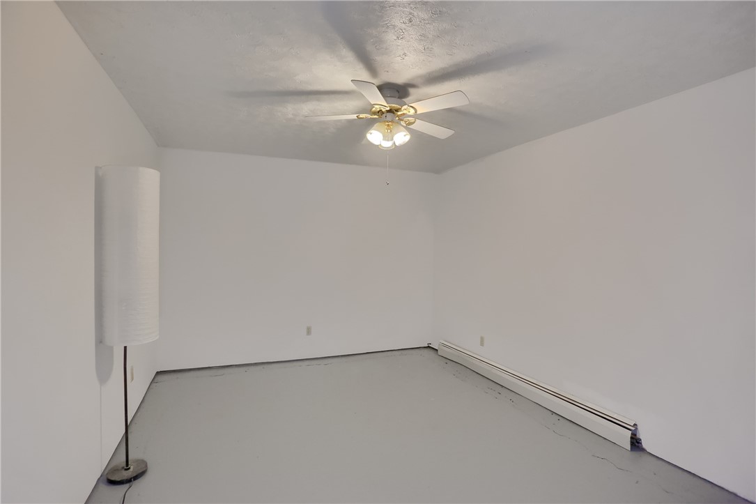 212 Ridgeway Dr