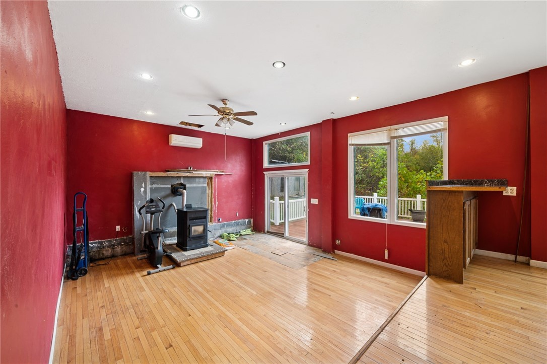 33 Timberlane Rd