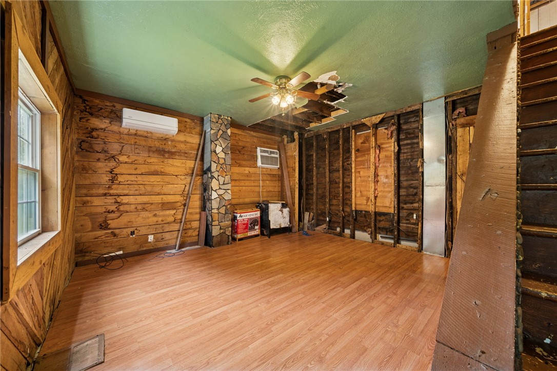 33 Timberlane Rd