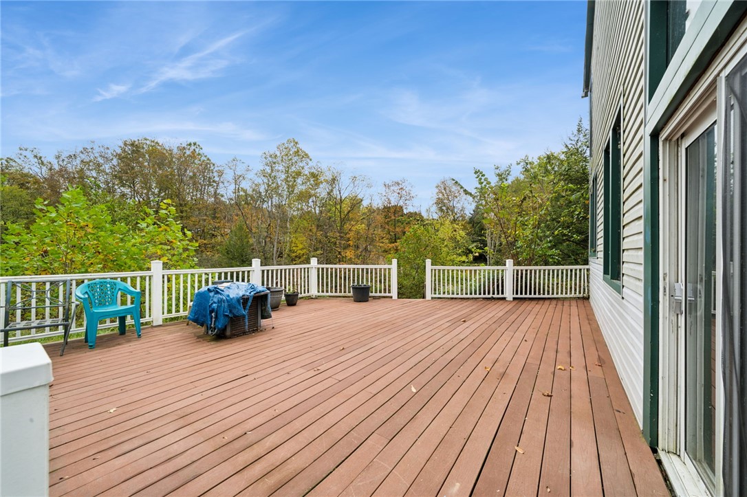 33 Timberlane Rd