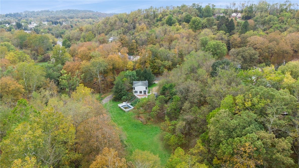 33 Timberlane Rd