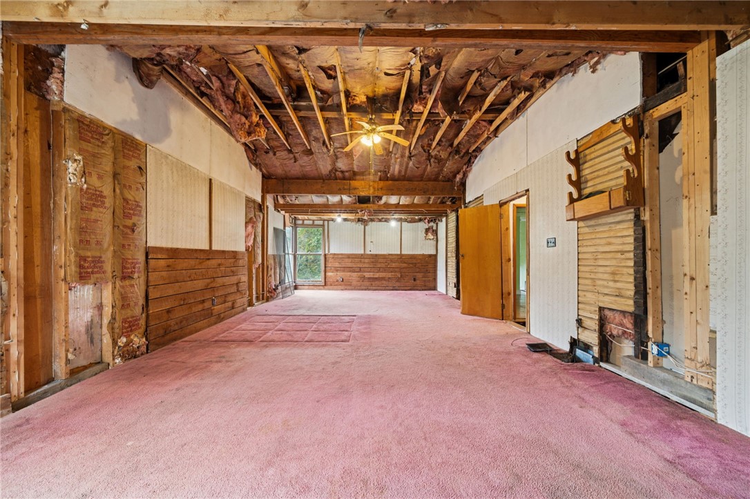 33 Timberlane Rd