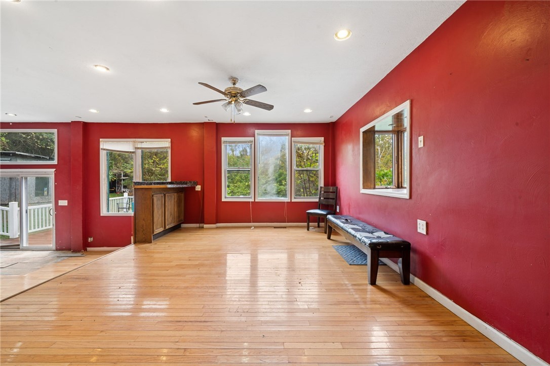 33 Timberlane Rd