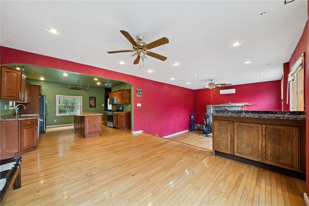 33 Timberlane Rd
