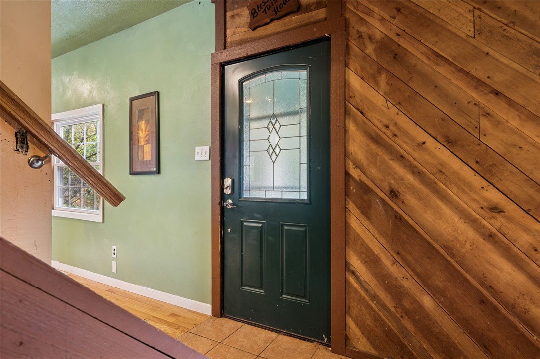 33 Timberlane Rd