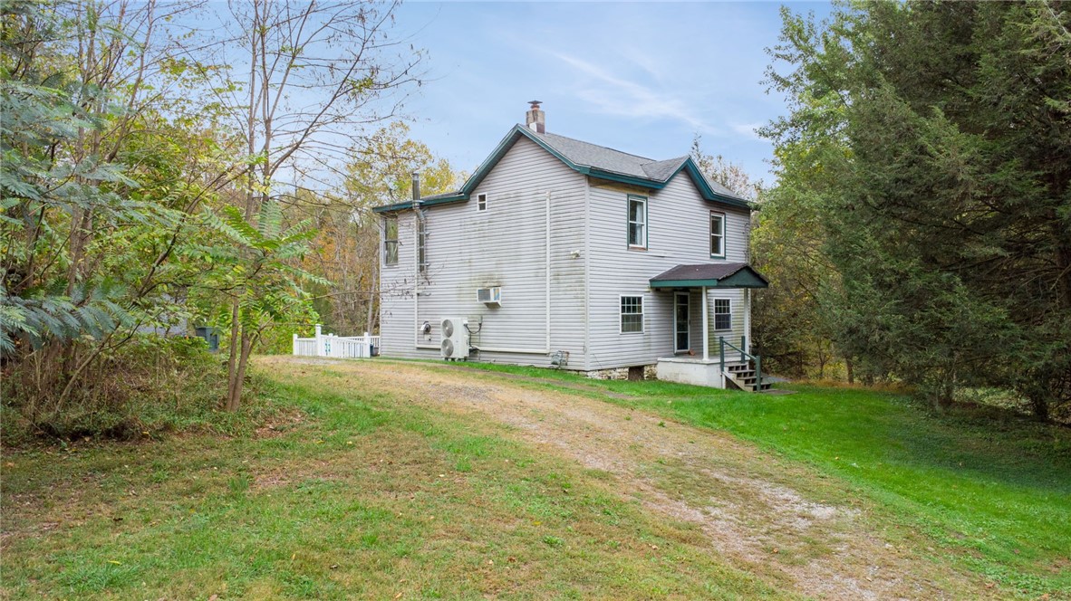 33 Timberlane Rd
