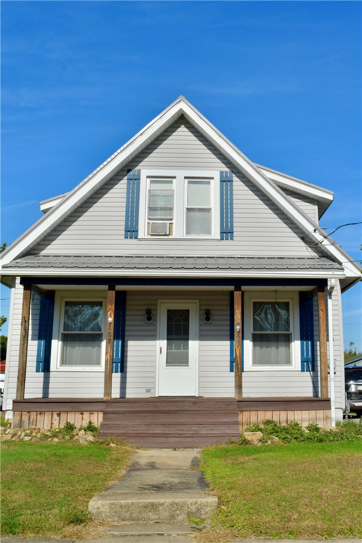 107 Barr Ave