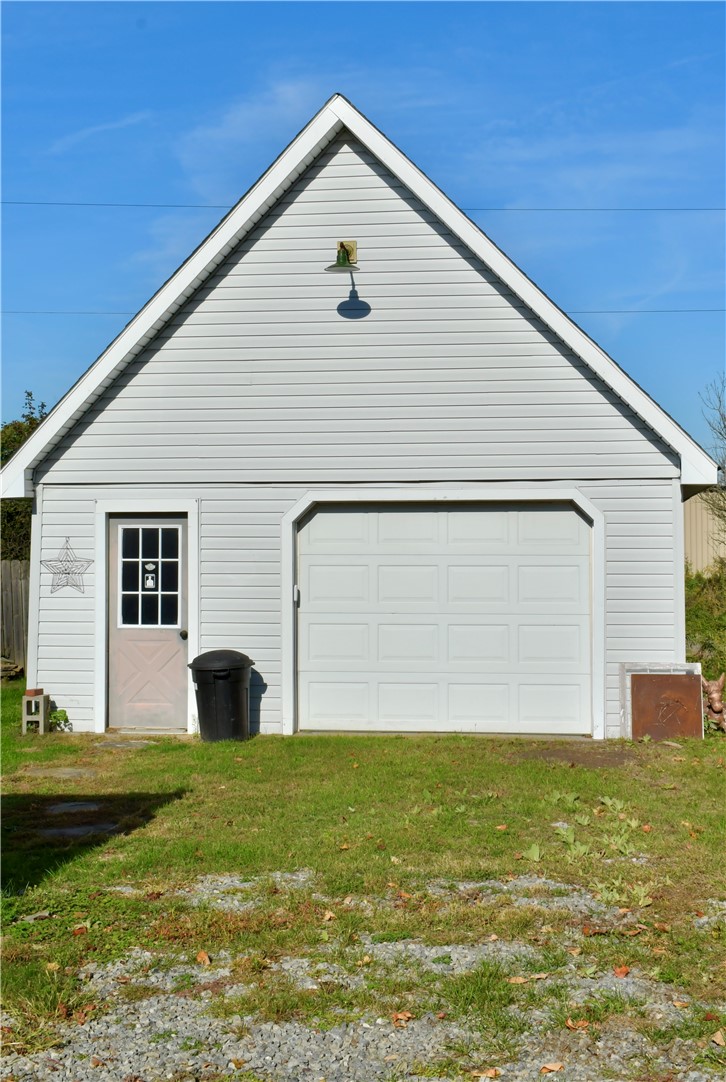 107 Barr Ave