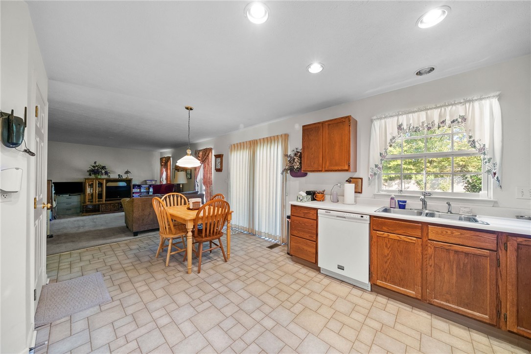 408 Sherwood Dr