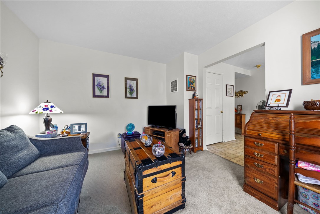 408 Sherwood Dr