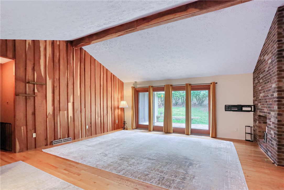 392 Mckinley Rd