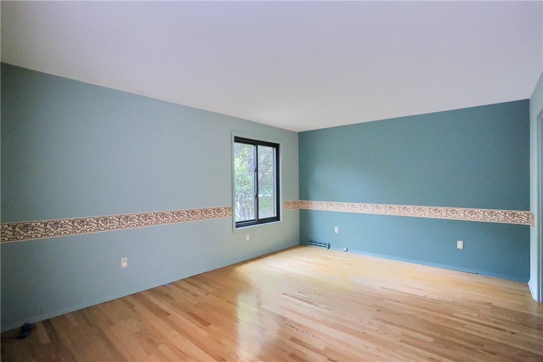 392 Mckinley Rd