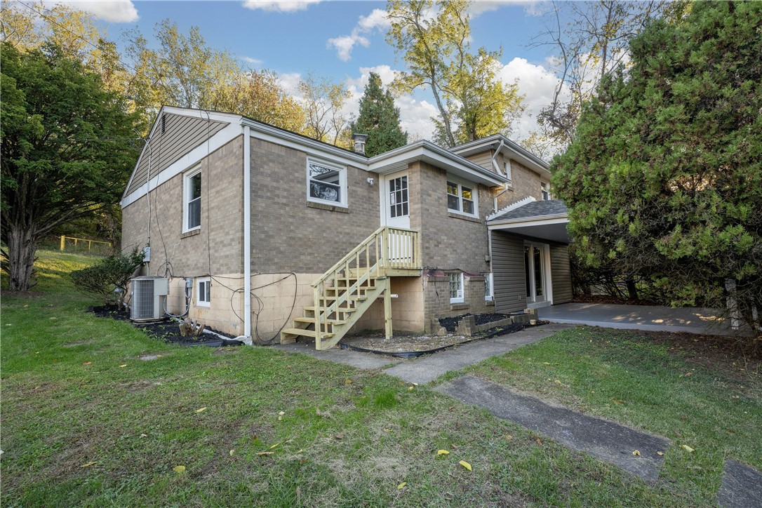 3201 Michael St