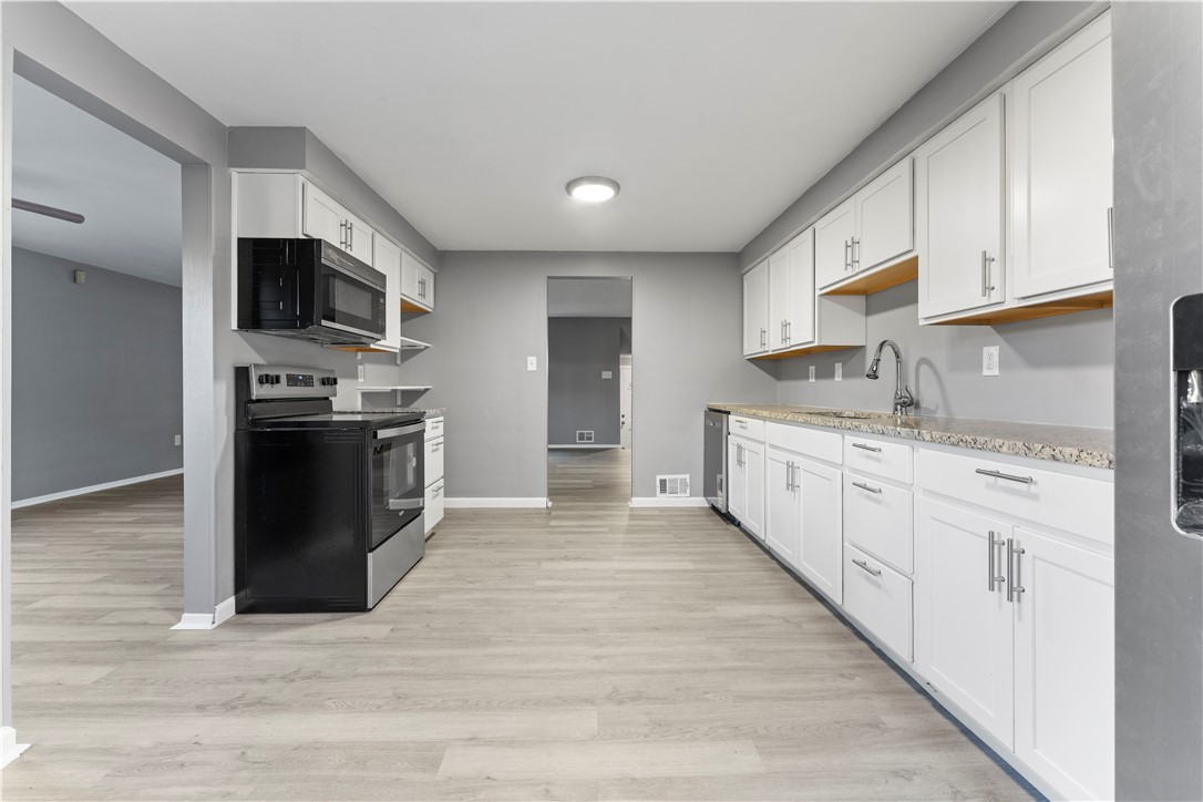3201 Michael St
