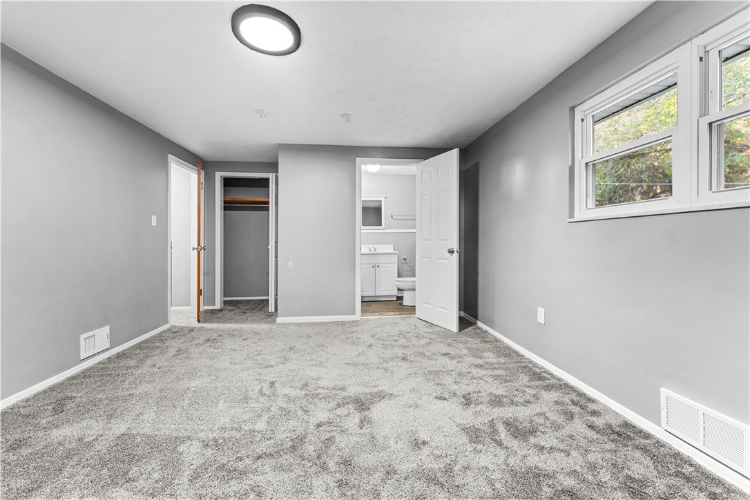 3201 Michael St