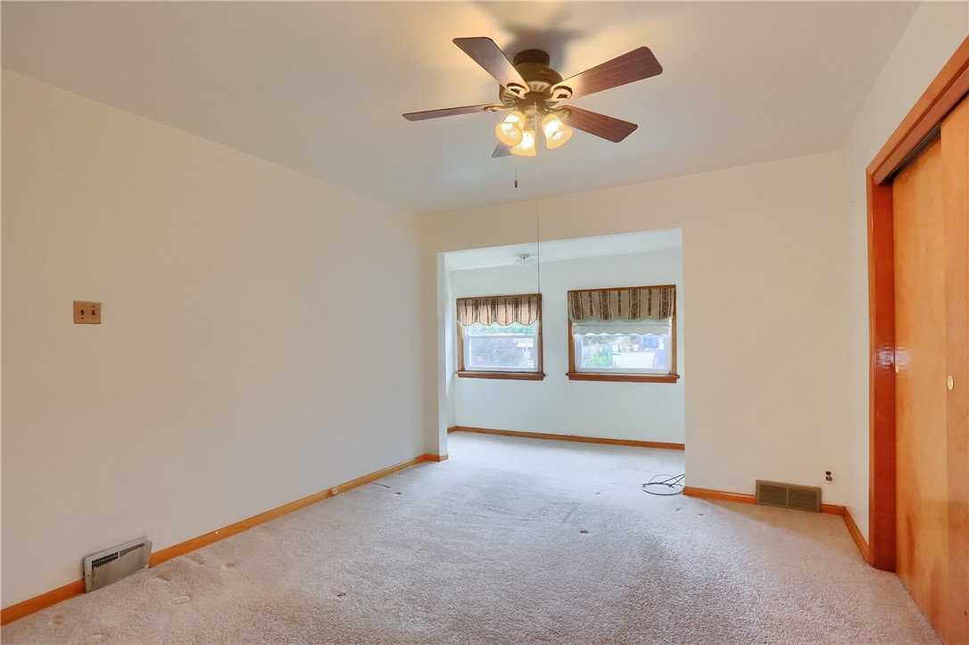 306 E Hazen Ave