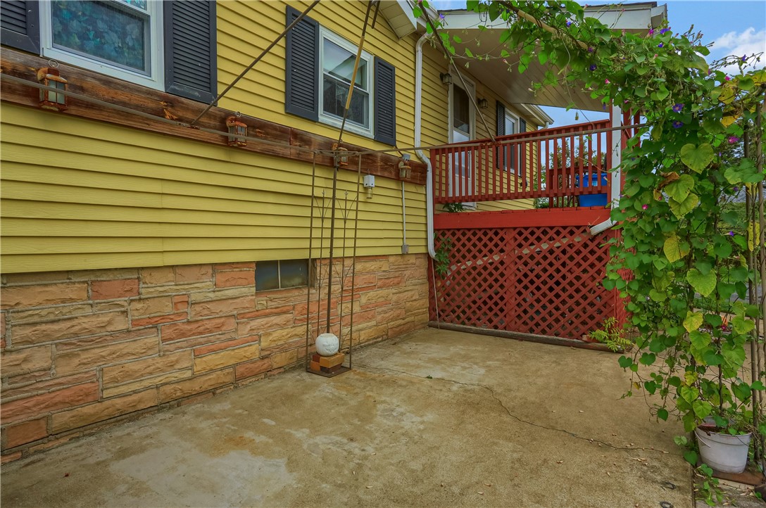 306 E Hazen Ave