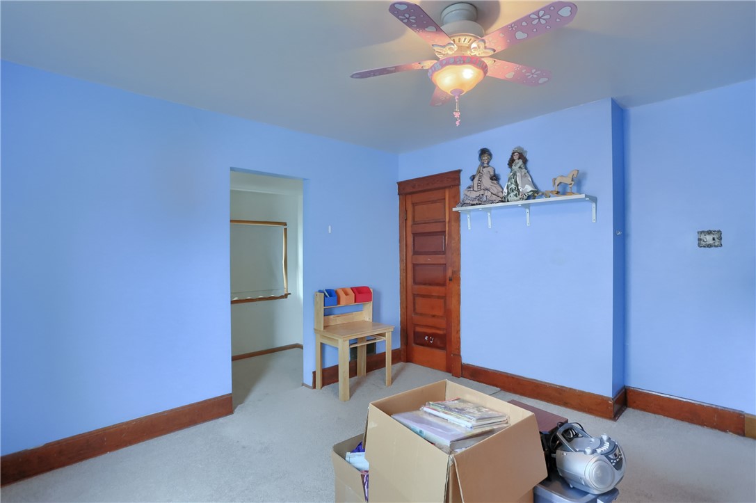 306 E Hazen Ave