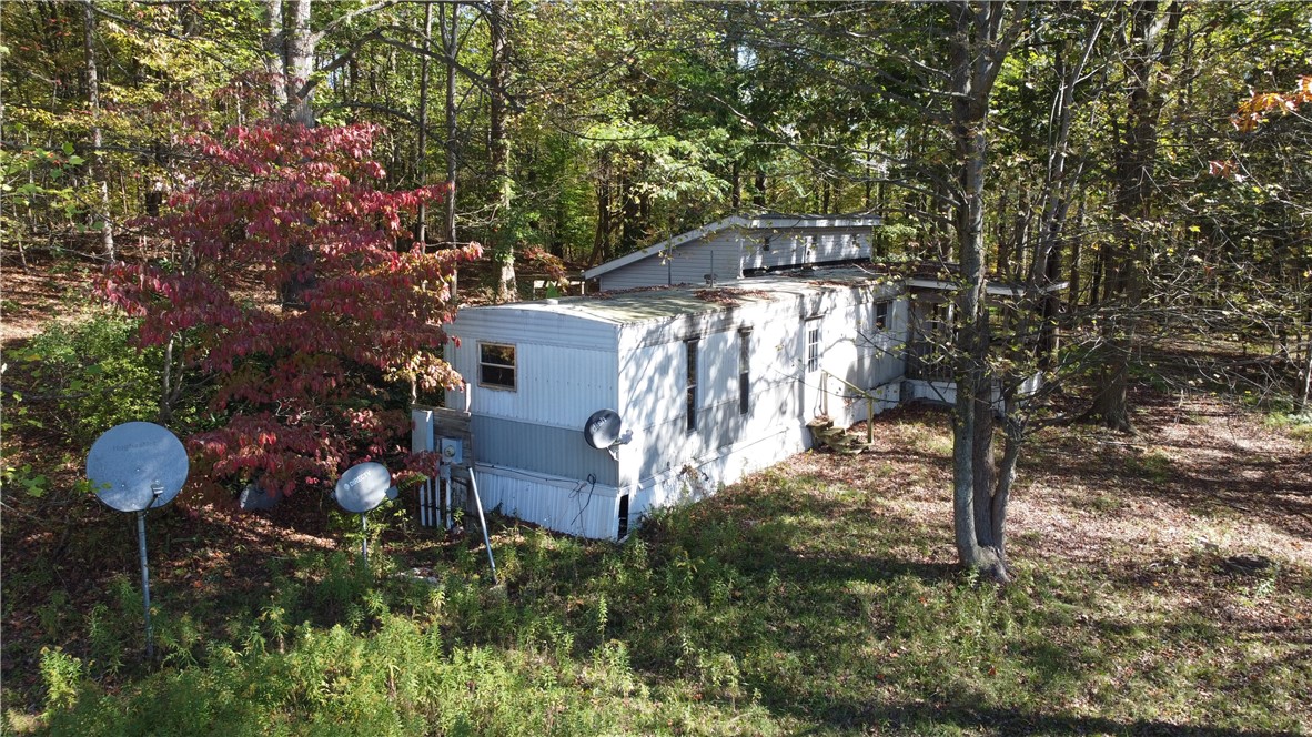 850 Hickernell Rd