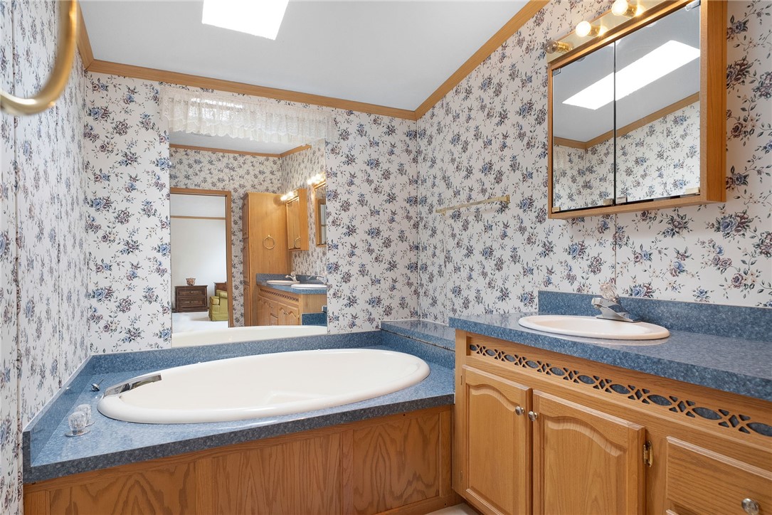 179 Rock Lake Dr