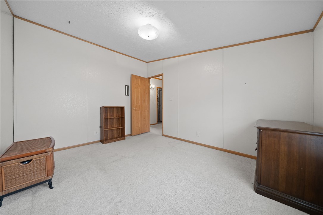 179 Rock Lake Dr