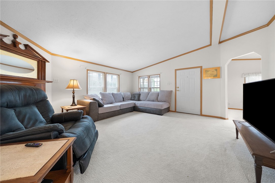 179 Rock Lake Dr