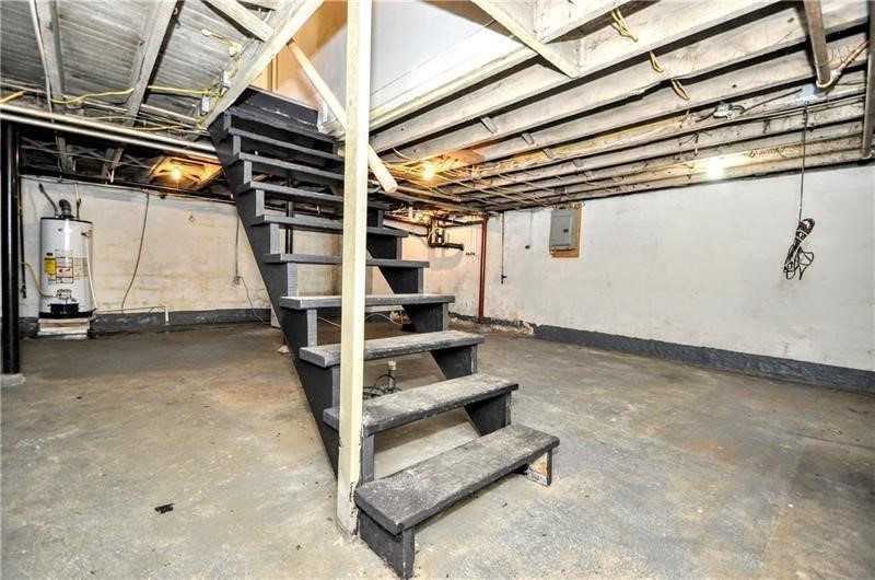 145 E Main St